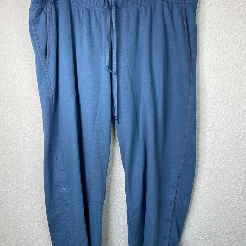 Adidas H46754 Women's W SuperHer Multisport Slim Fit Straight Leg Pants Size 4X - Picture 3 of 8